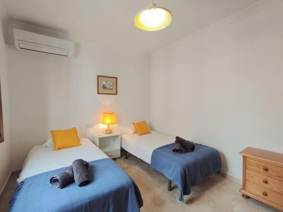 Beautiful 2 Bedroom In Calle Carabeo, Nerja Dış mekan fotoğraf